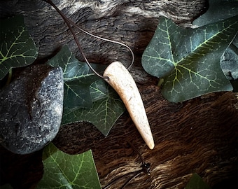 Antler Spike Pendant - Light Texture