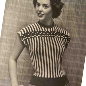 Vintage Ladies Patons Pageant blouse knitting pattern 30 - 34 inch bust