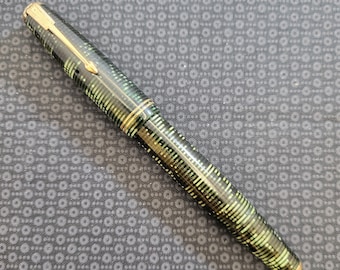 Parker Vacumatic Speedline Major Fountain Pen (emerald pearl) 1940
