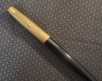 Parker 51 Vacumatic w/ Ariel Kullock GF Cap (black) 1945