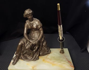 Ariel Kullock Parker 51 Aerometric fountain pen w/ a bronze and marble desk set of a seated Victorian Woman
