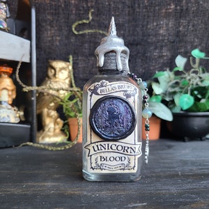 Unicorn Blood Master of Potions Edition, Magic & Fantasy Collectible, Wizarding Collectible Color Change Potion image 2