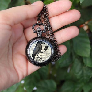 The Black Raven Pocket Watch – "Nevermore" Book Amulet on Chain | Gothic Literature Timepiece