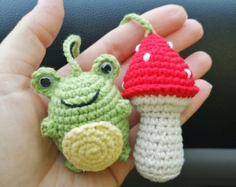 Kawaii Car Accessory Crochet Amigurumi Rear View Mirror Hanging Cute Car Charm Handmade Gift for Women Cute Auto Decor