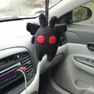 Gothic Bat Car Charm – Crochet Rear View Mirror Pendant – Halloween Car Decor – Spooky Car Accessory – Gift for Her