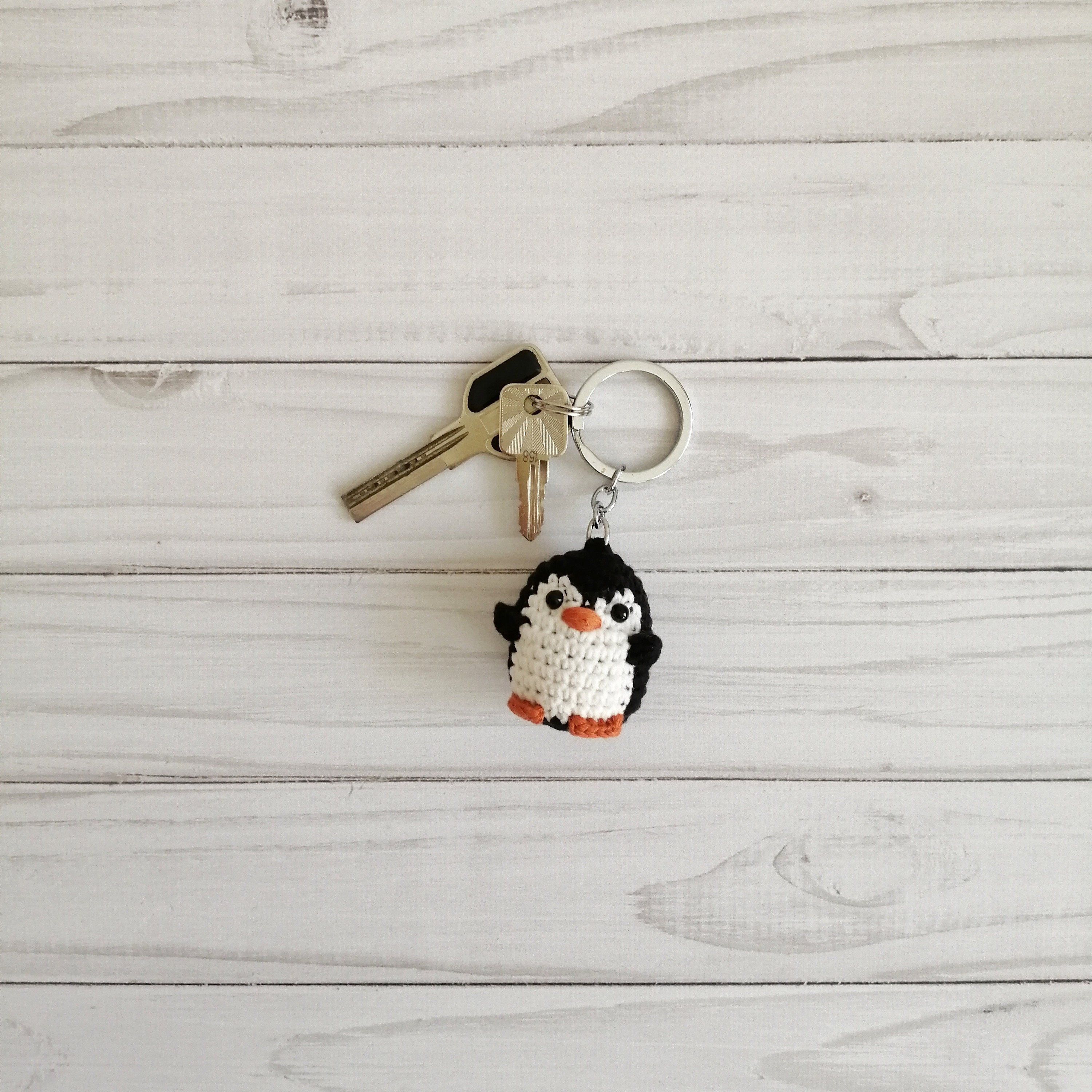 Gehäkelter Pinguin Schlüsselanhänger, Schlüsselanhänger Mini