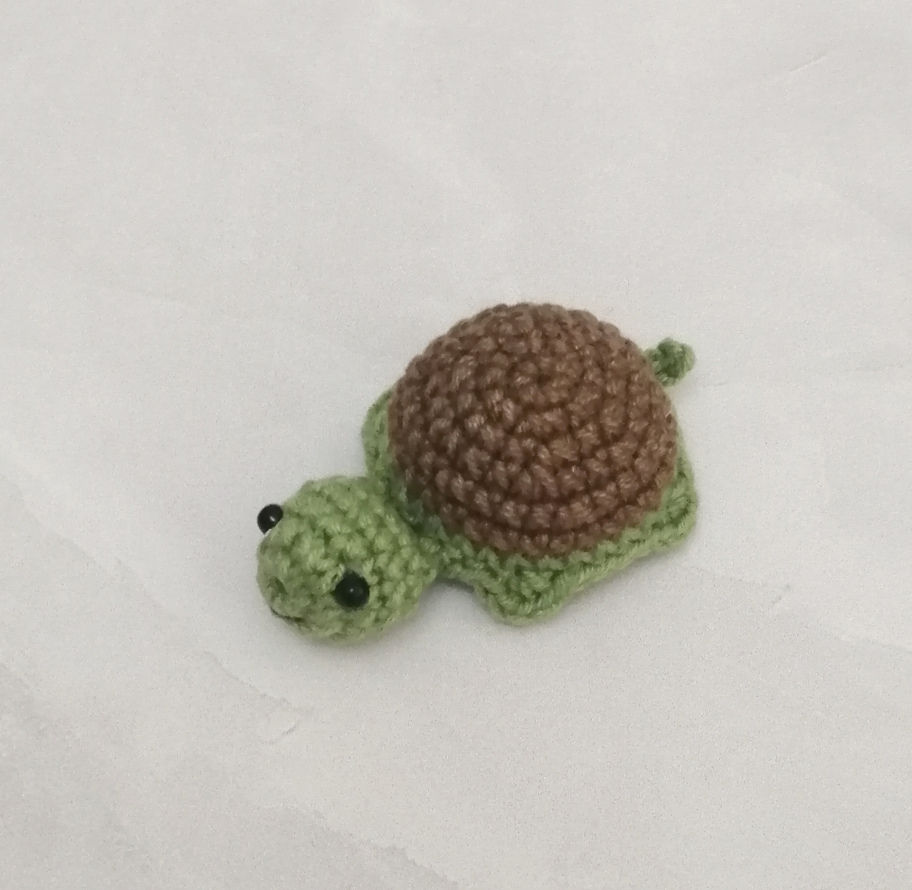 ウミガメさんの編みぐるみキーホルダー◎ Crochet] How to Crochet a Turtle Amigurumi 2/2 - YouTube