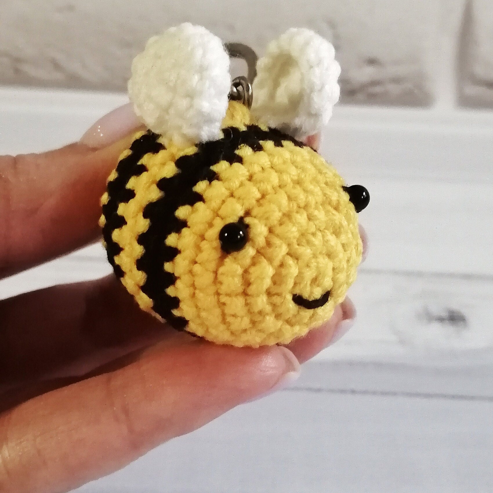 Llavero De Abeja De Ganchillo - Peluche, Trenzado, Colgante Para Llaves O Bolso, Regalo Unisex