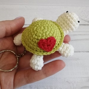 Turtle crochet keychain