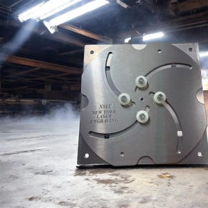 Large, Self Centering Chuck for Laser Engraving. Galvo ,Gantry, Fiber, Co2, and UV Lasers. Coins, rings,etc, 7” capacity.