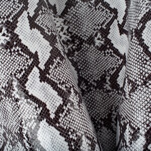 Black/White Print Pithon Italian Haberdashery Fabric Scraps Scrap Square Pieces Swatches Samples  1,96ftх4,59ft.(60cmx140cm)