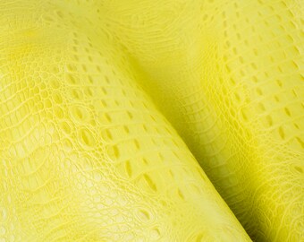 LEMONY Krokodil reliëfprint ITALIAANS leer kalf Koeienhuid Kladjes Schroot Vierkante stukken Stalen Monsters 5 x 5-20 x 20 in.