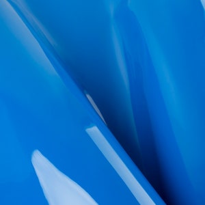 BLU ELETTRICO Brillante Verniciatura Lacca Pelle ITALIANA Vitello Pelle Bovina Ritagli Rottami Pezzi Quadrati Campioni 5x5-20x20in.