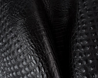 Piezas de cuero italiano negro con relieve de cocodrilo, piel de becerro dura.