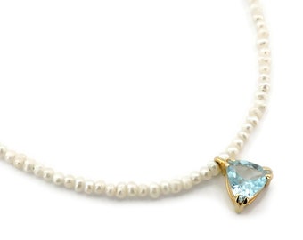 Natural Blue Topaz et Pearl 14k Collier d’or jaune, élégant bijoux d’été Dainty Choker, délicat cadeau minimal 3e anniversaire pour elle