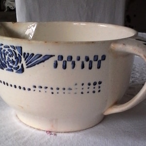 Old SAUCE BOAT // Pouring Spout BOWL // H.B.C. Ceramic // Choisy le Roi