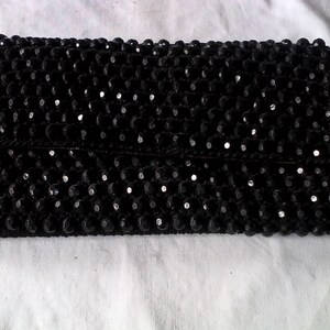 MACRAMÉ POUCH and black pearls