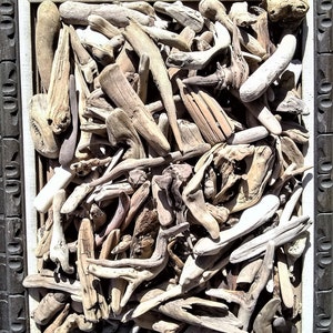 300+ Driftwood pieces 1&quot; to 3&quot; OVER 300 PIECES! A HUGE supply of durable pieces, natural driftwood,Driftwood mobiles, driftwood dreamcatche