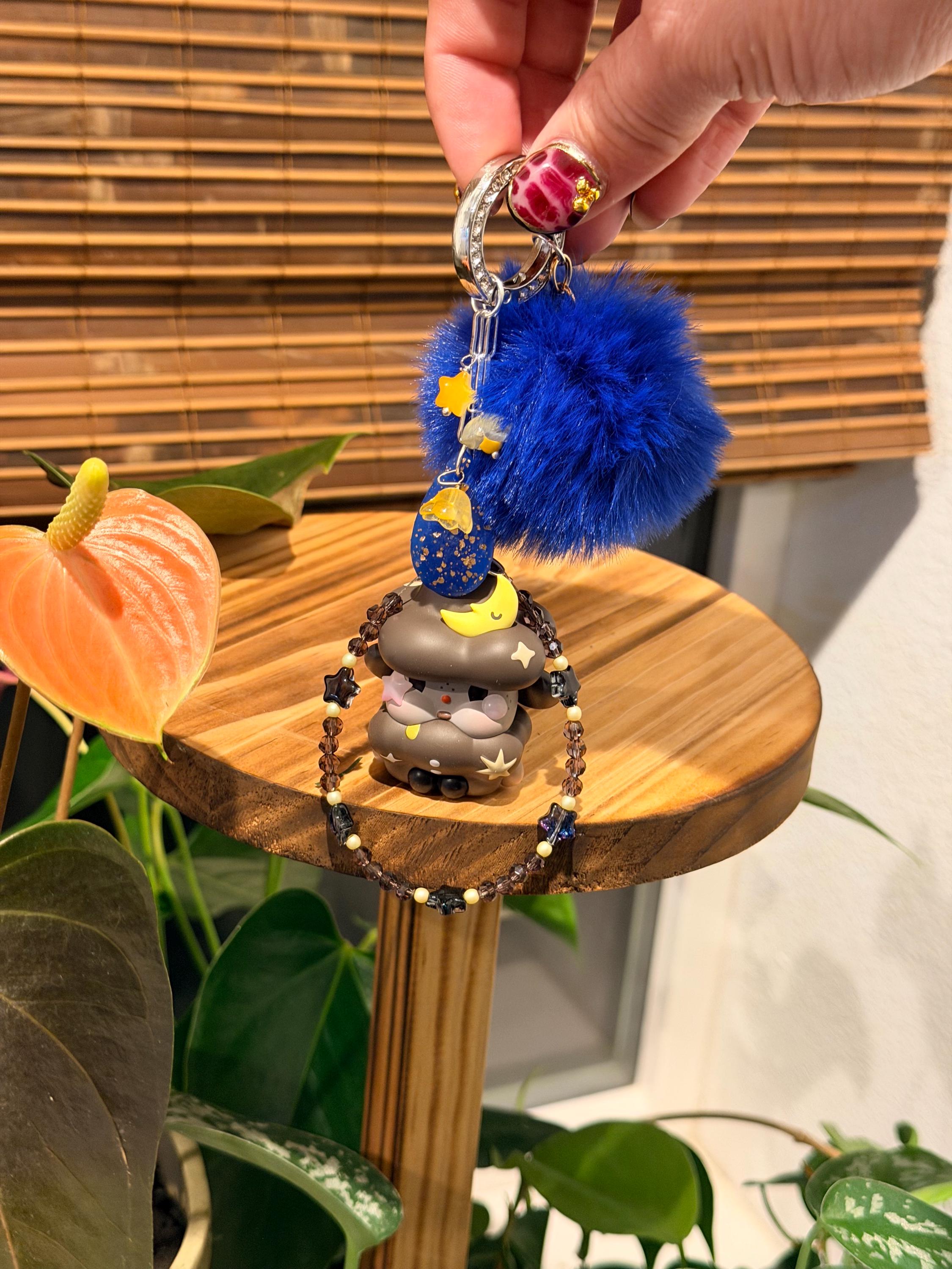 Crybaby popmart keychain - Etsy 日本