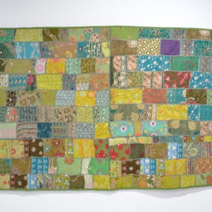 tapestry wall hanging tablecloth table runner patchwork green good finish ca 200 x 100 cm. (6.6 x 3.3 ft.)