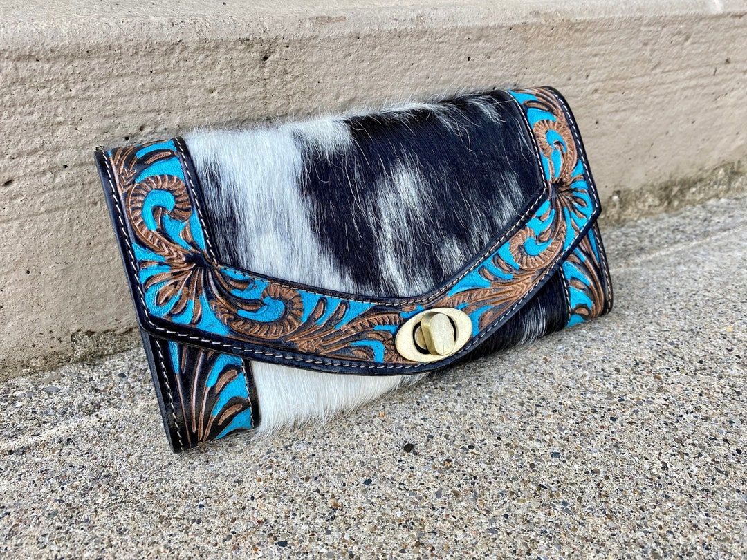 Myra Highland Cow Wallet
