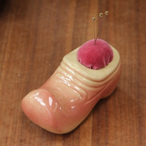 Vintage Ceramic Pin Cushion Clog Shoe image 2