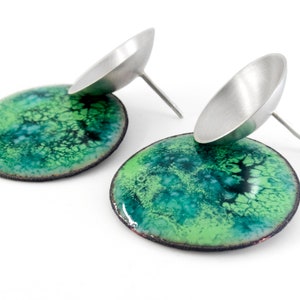 Crackle enamel earrings. Green enamel earrings. Statement green earrings. Circle post earrings. Abstract earrings. Modernist earrings