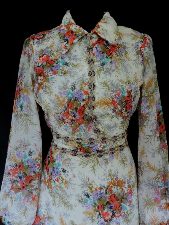 fitted floral maxi dress