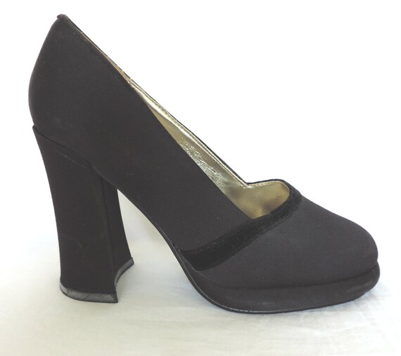 70s does 40s Wartime black high heel COURT SHOES b