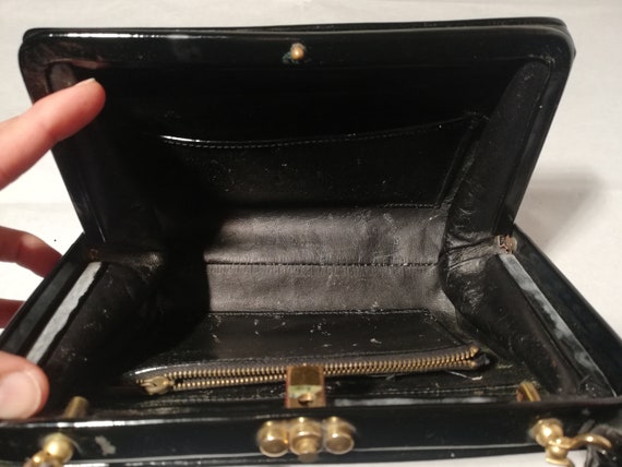 Elegant shiny black vintage bag from the 60s - image 8