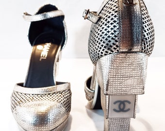 Chanel Décolleté D'Orsay en cuir de Karl Lagerfeld, modèle Mary Jane des années 90