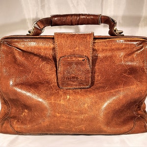 Bolso vintage firmado "INUTSA-ITALY" en cuero marrón, original de los años 80