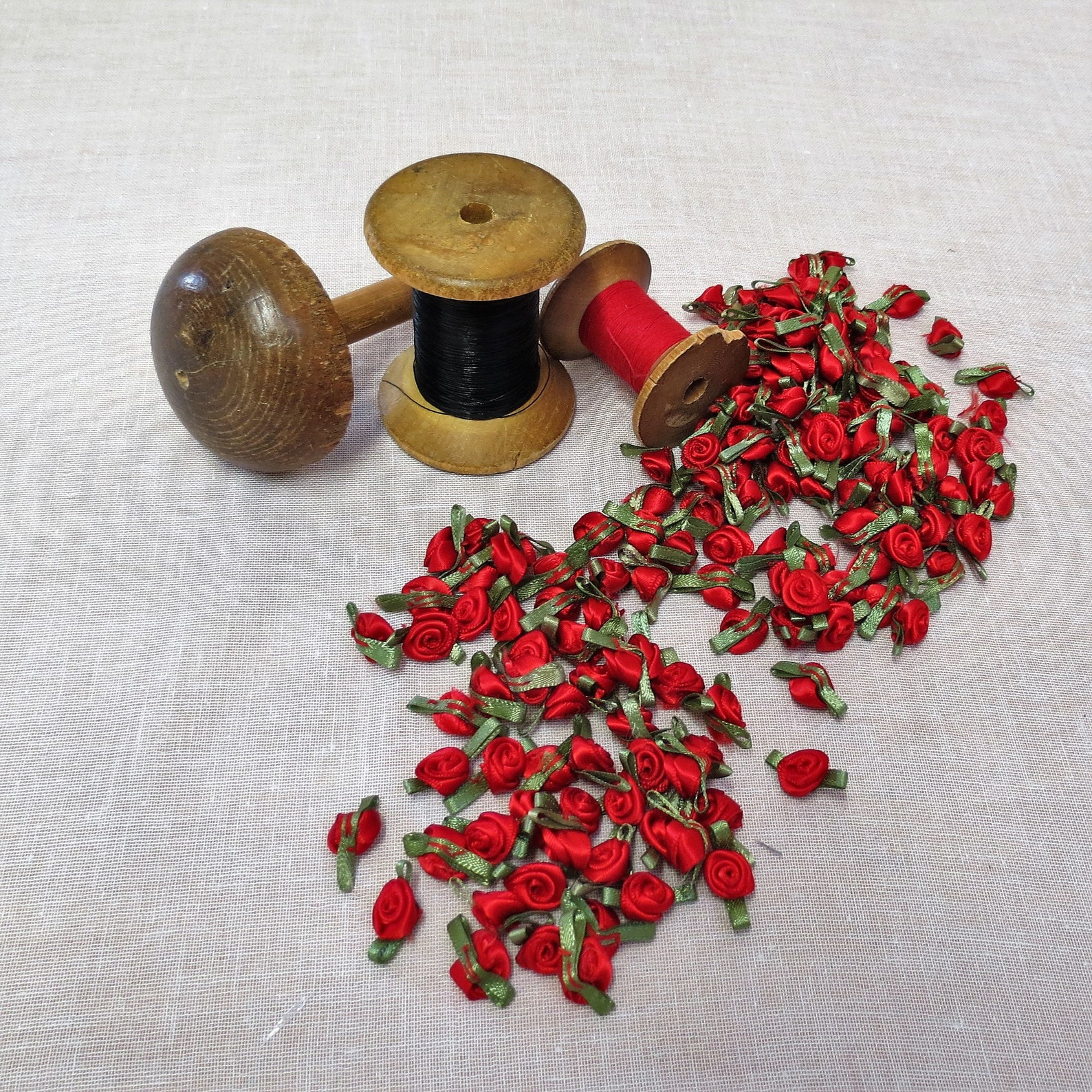 20 Pieces Small Red Satin Roses Craft Rosessewing Etsy UK