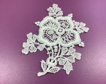 Vintage Cotton Guipure  lace  floral motif