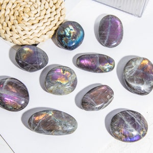 Wholesale Lot 1 lbs Natural Labradorite Palm Stone Healing Crystal