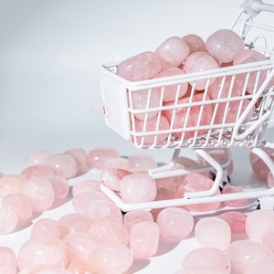 1 pund naturliga rosenkvartskristaller: Läkande stenar