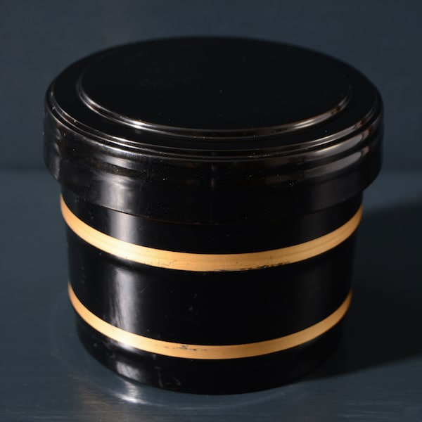 Small Lacquer Style Round Box