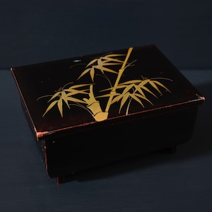 Gold Bamboo Lacquer Music Jewelry Box
