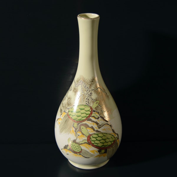 Tall Japanese Minogmae Turtule Vase