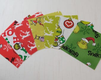 The Grinch Who Stole Christmas - Precuts - Charm Pack - 5in Squares - 100% Quilting Cotton - 42ct