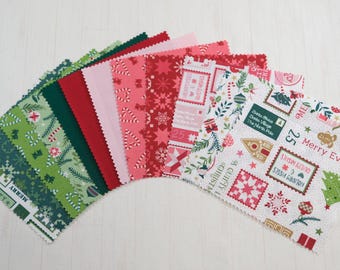 Quilty Little Christmas par Kimberbell Designs - Collection complète - Prédécoupés - Lot de breloques - Carrés de 5 po. - 100 % coton matelassé - 42 carats
