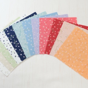 Kimberbell Pretty Petals - Precuts - Charm Pack - 5in Squares - 100% Quilting Cotton - 42ct