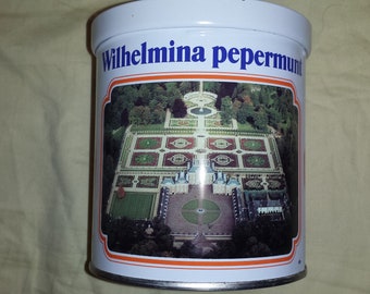 Wilhelmina Pepermunt Collectors Tin  (500g) 4 1/2" tall