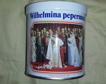 Wilhelmina Pepermunt Collectors Tin  (500g) 4 1/2" tall