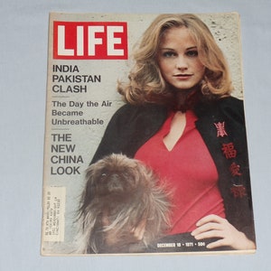 Life Magazine December, 10, 1971 The New China Look