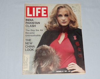 Life Magazine December, 10, 1971 The New China Look