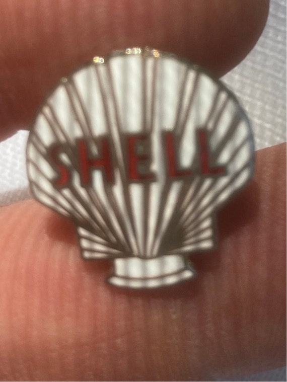 Shell Oil Vintage Enamel Pin