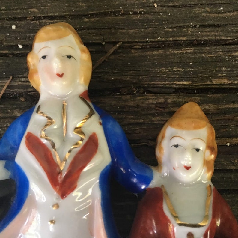 Occupied Japan Aristocrat Couple Figurine; Occupied Japan Victorian Couple Figurine