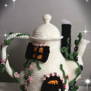 Teapot Fairy House, Crochet Teapot Fairy House, crochet teapot, crochet fairy house