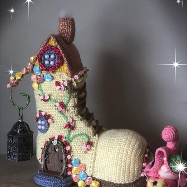 Crochet amigurumi toy, crochet pattern, Fairy House Boot and the Flower Wee Watcer
